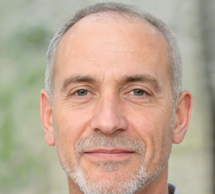Valentín Mendoza, Director de Análisis Financiero